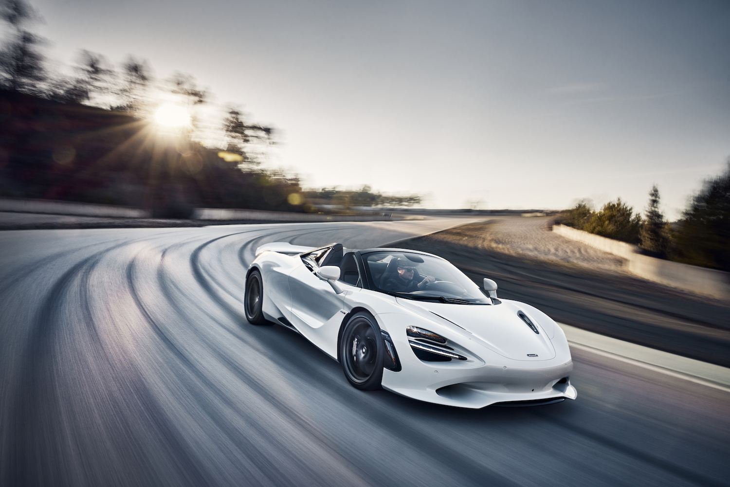McLaren: “Nessuna supersportiva elettrica prima del 2030”