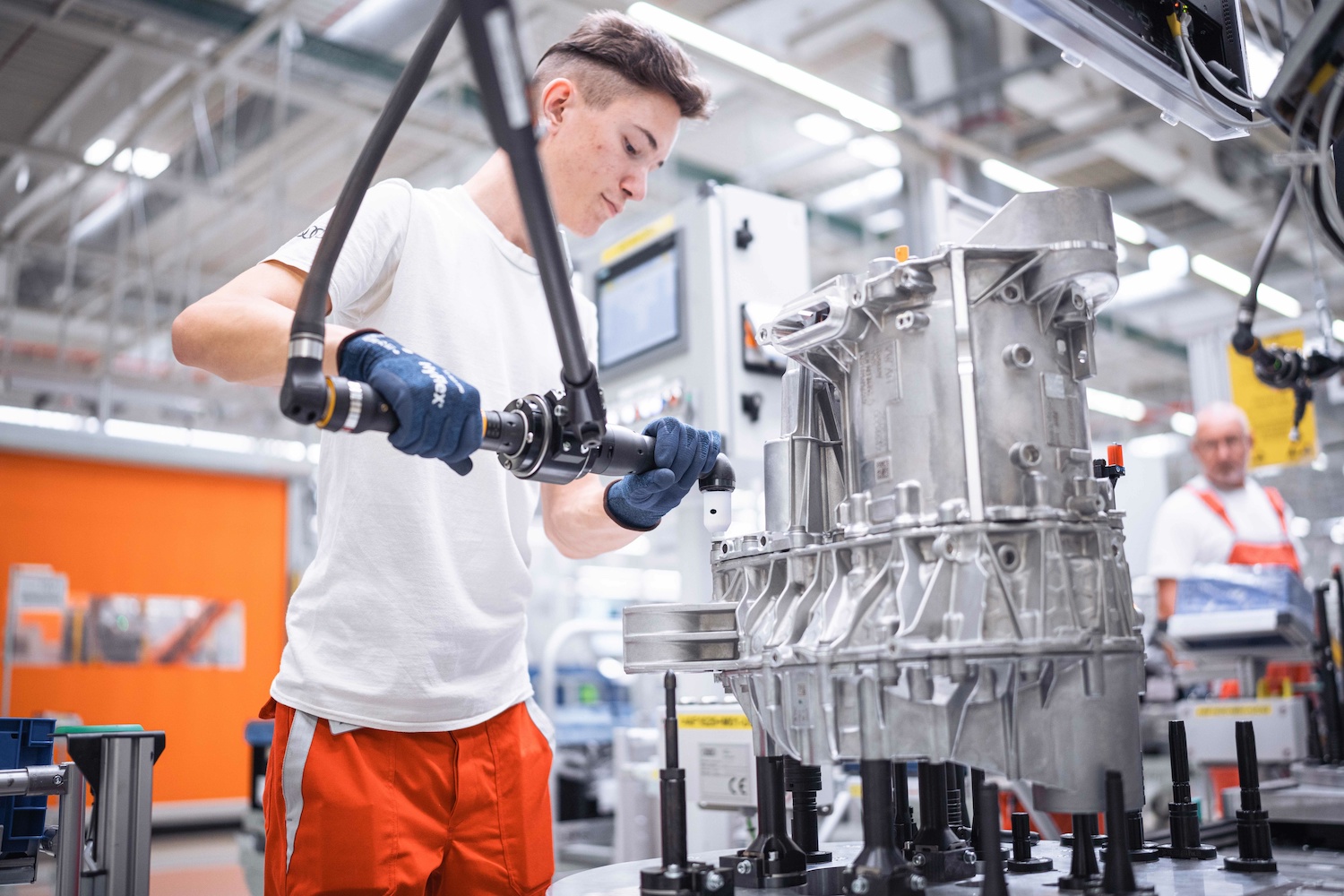 Nu tillverkar Audi nästa generations elmotorer – Elbilen