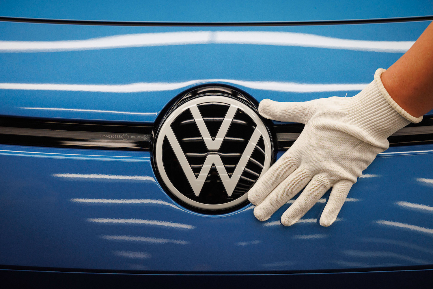 Fler elbilar från VW – men fossilbilar dominerade 2023 – Elbilen