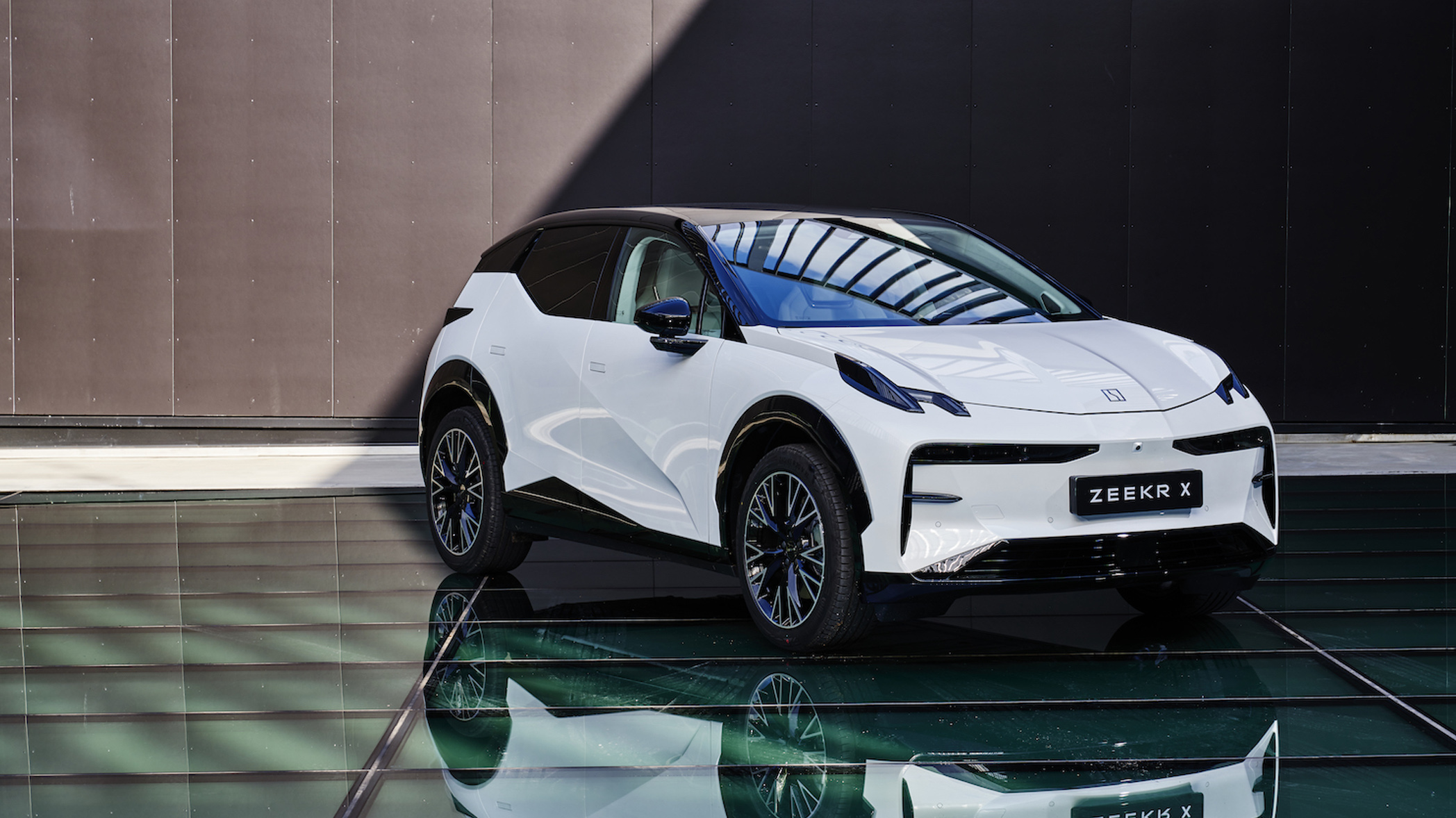 Geely stuvar om: fullt fokus på Zeekr i Göteborg – Elbilen