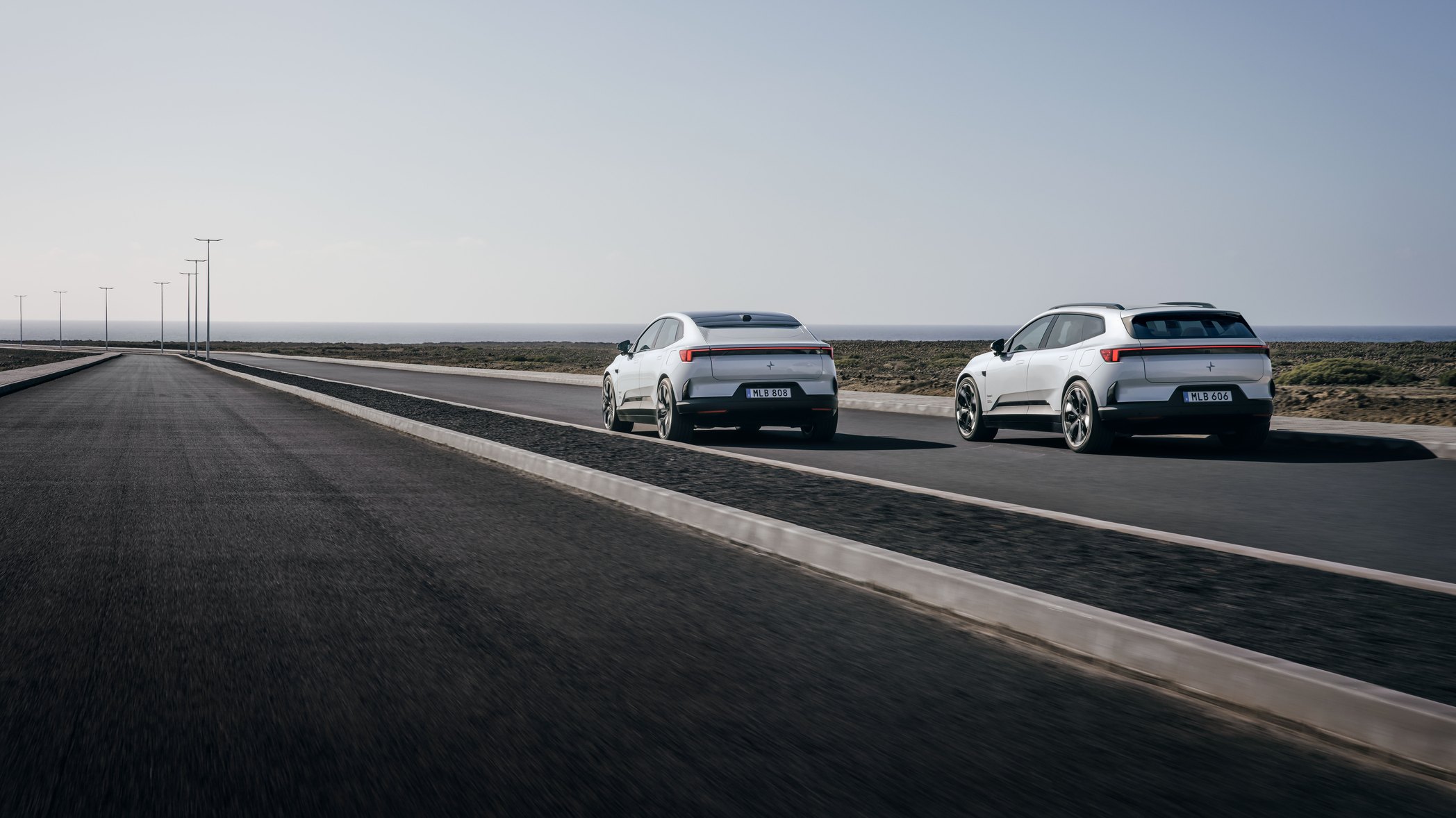 Till skillnad från Polestar 4 Coupé har Polestar 4 SUV en bakruta. 