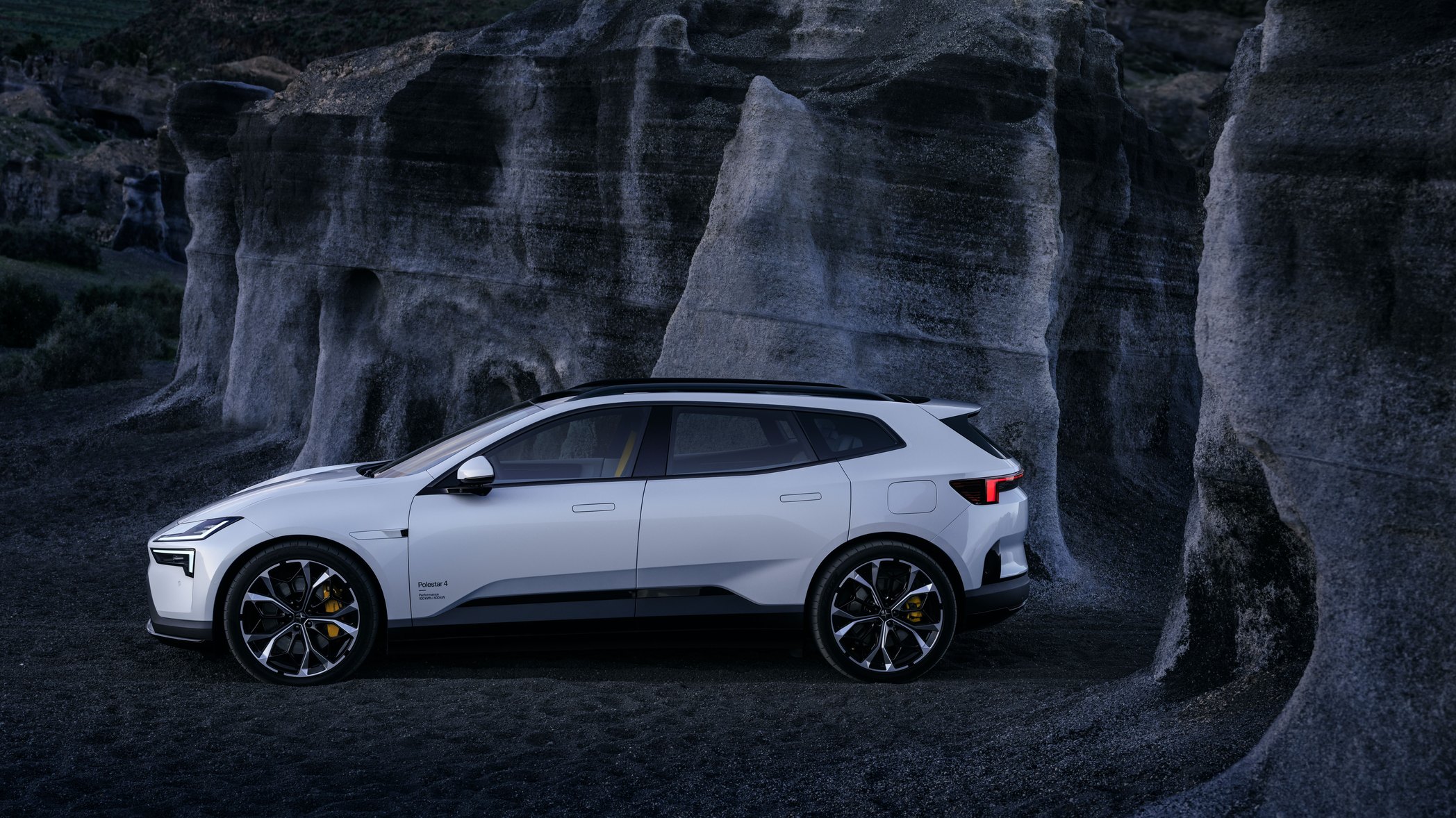 Tillverkningen av Polestar 4 SUV har redan kommit igång i Sydkorea och leveranserna är planerade att börja innan årsskiftet. 