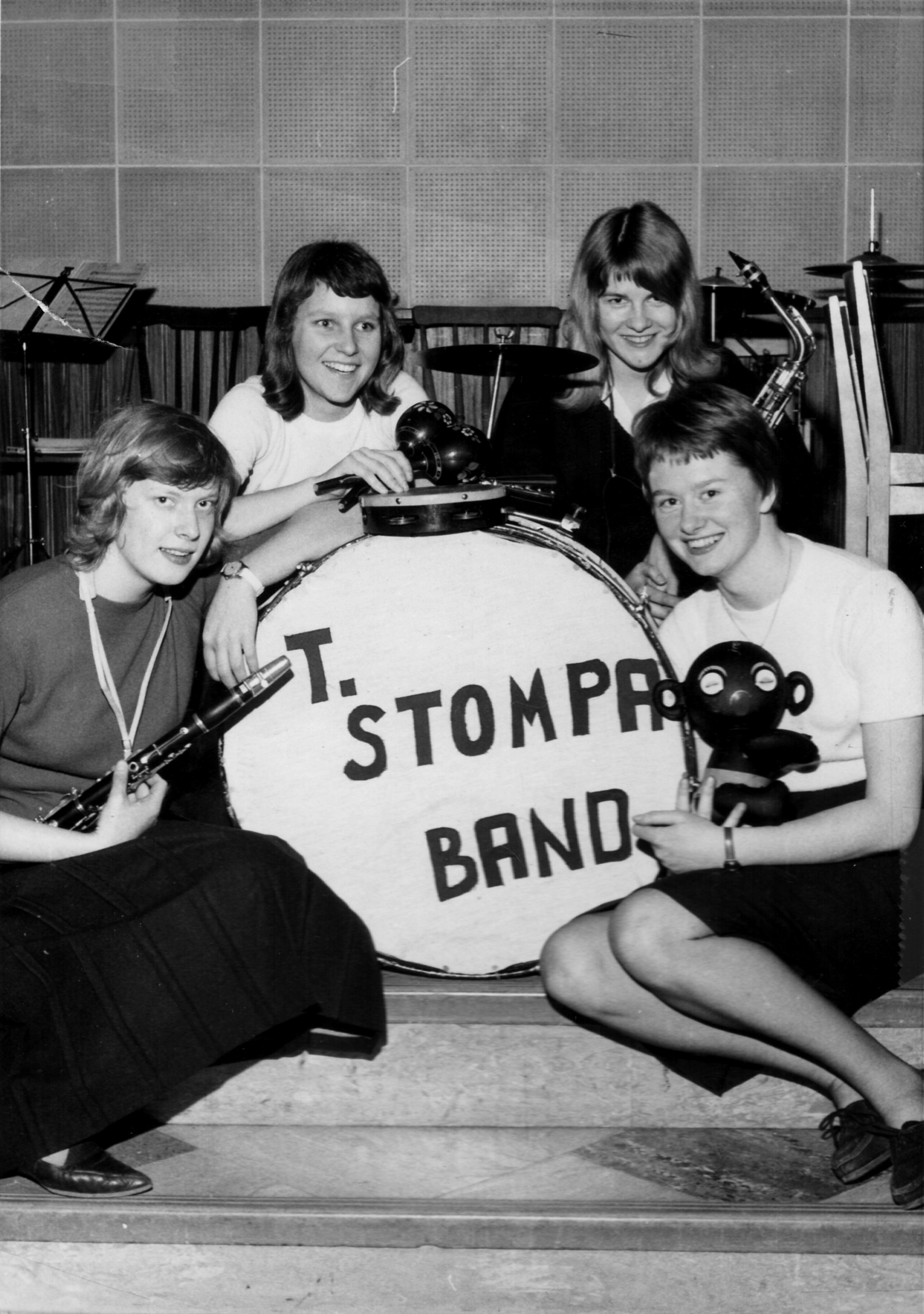 Cajsa S. Lund med dansbandet T. Stompa Band